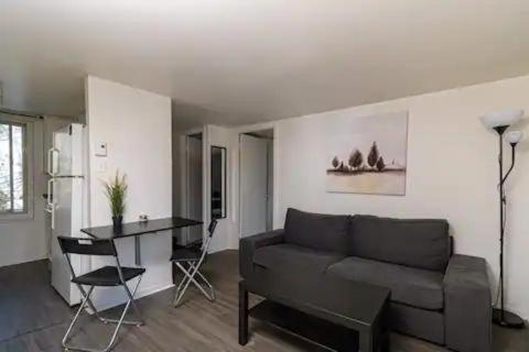 Appartement With 2 Beds - 1622a Montréal